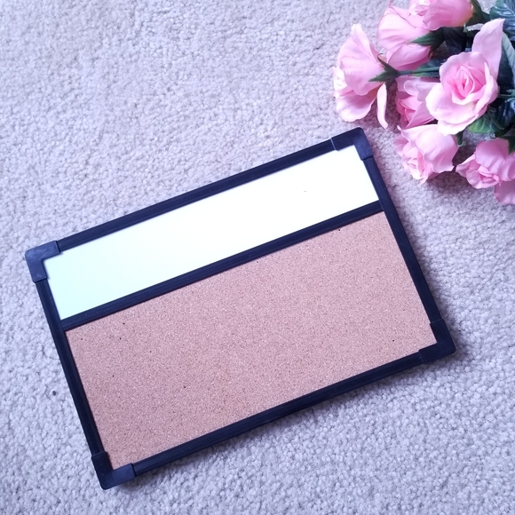 Bundle for $3 💫 Small Whiteboard and Corkboard Office Organizer - Picture 2 of 9
